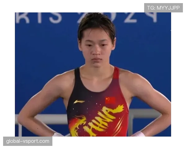 全红婵回家路上还在啃馒头，网友翻出她训练时的伙食表直接看傻