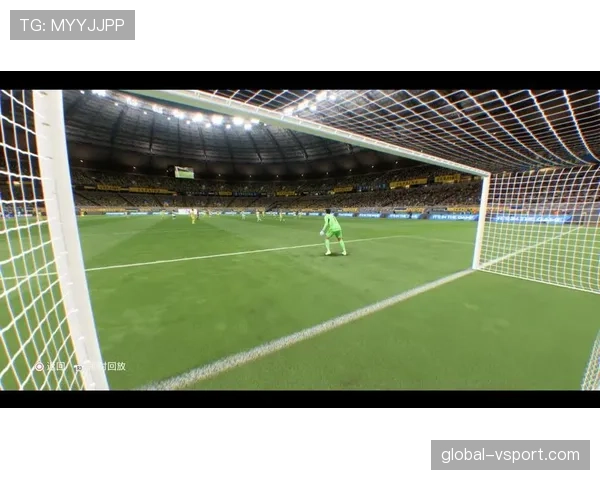 回传规则：判定门将能否手接的关键在于队友用脚是否为刻意回传